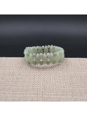 6 Inch Green Jade Geometric Bead Stretch Bracelet B1248